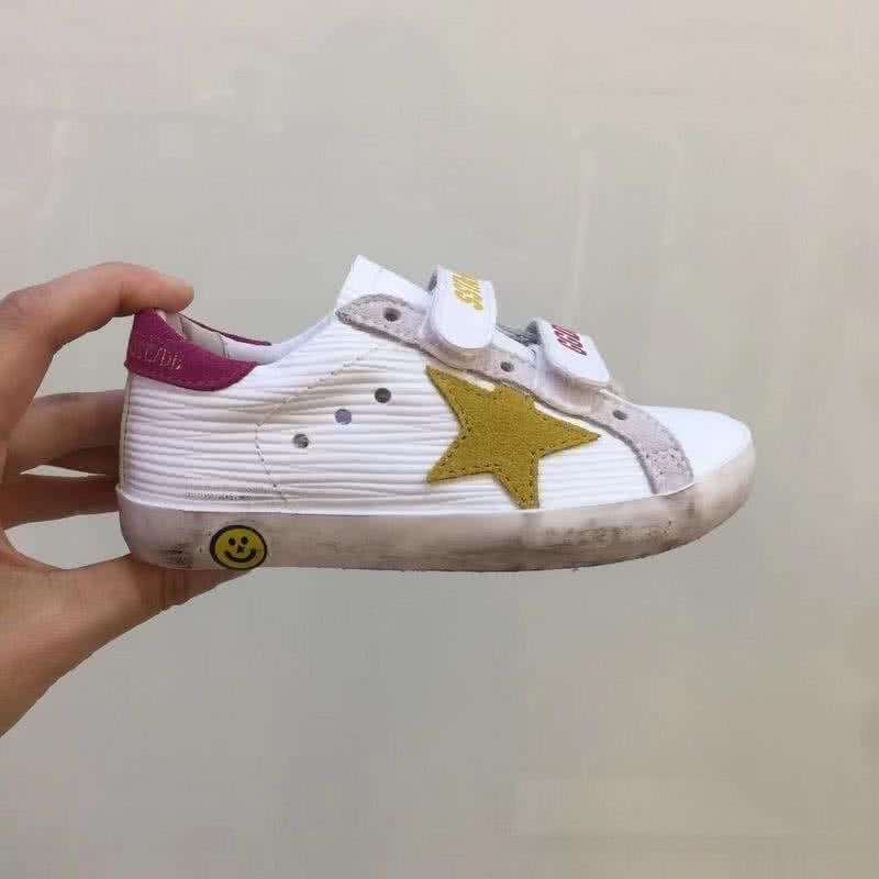 Golden Goose∕GGDB Kids Superstar Sneaker Antique style White and Yellow star 2