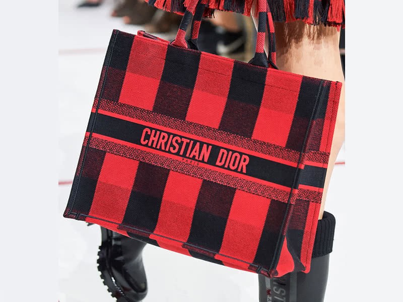 Dior Black Red Plaid Tote Bag 9
